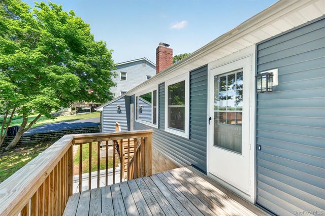 333 Oak Drive, New Windsor, NY 12553