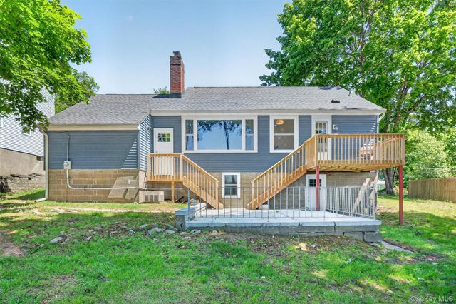 333 Oak Drive, New Windsor, NY 12553