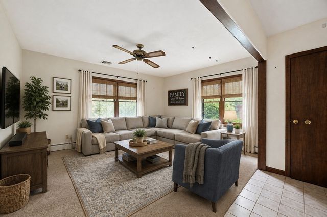 37 Charles Hill Rd, Holyoke, MA 01040