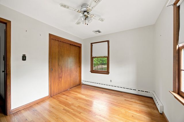 37 Charles Hill Rd, Holyoke, MA 01040