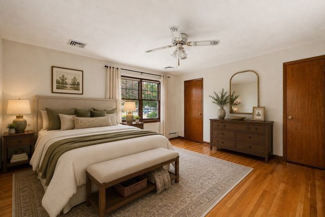 37 Charles Hill Rd, Holyoke, MA 01040