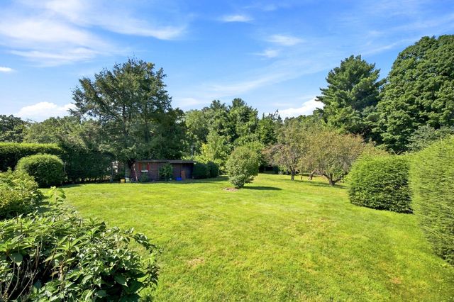 37 Charles Hill Rd, Holyoke, MA 01040
