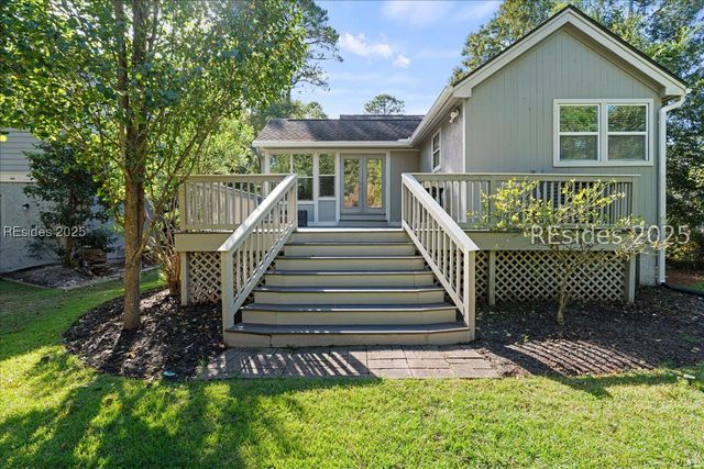 74 Otter Rd, Hilton Head Island, SC 29928