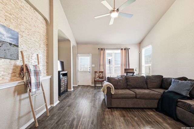 6826 Fort Bnd, San Antonio, TX 78223
