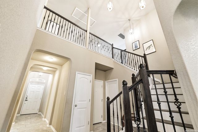 6826 Fort Bnd, San Antonio, TX 78223