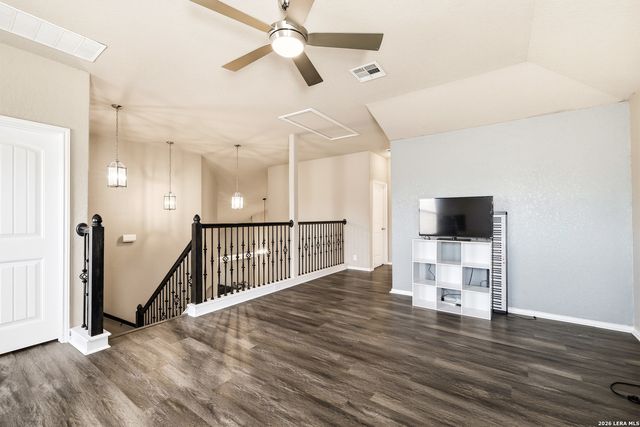6826 Fort Bnd, San Antonio, TX 78223