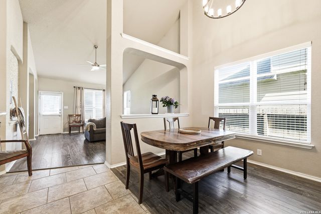 6826 Fort Bnd, San Antonio, TX 78223