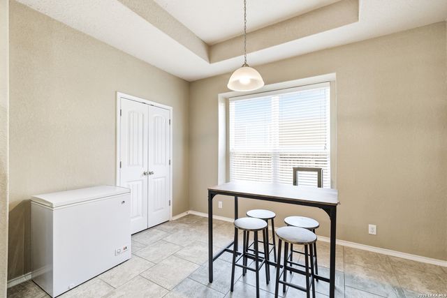 6826 Fort Bnd, San Antonio, TX 78223