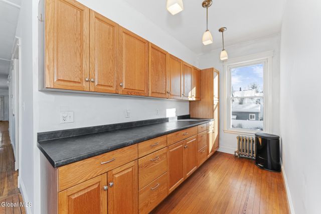 86 Pinewoods Avenue, Troy, NY 12180