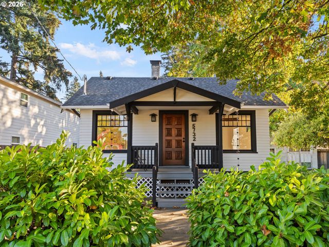 5732 Se LEXINGTON St, Portland, OR 97206