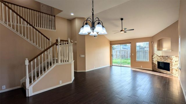 723 Cypresswood Cove, Spring, TX 77373