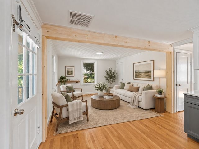 4 Ralph St, Medford, MA 02155
