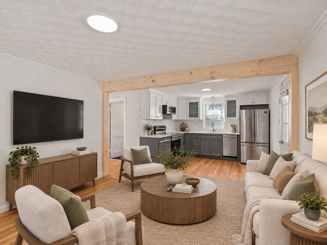 4 Ralph St, Medford, MA 02155