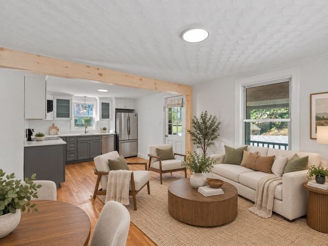4 Ralph St, Medford, MA 02155