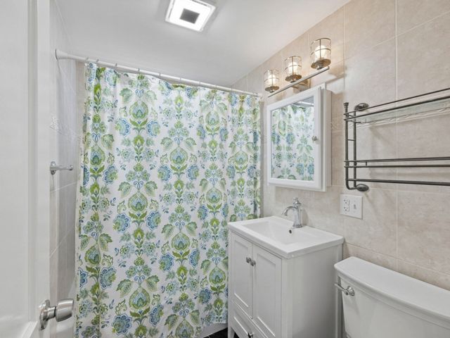 4 Ralph St, Medford, MA 02155