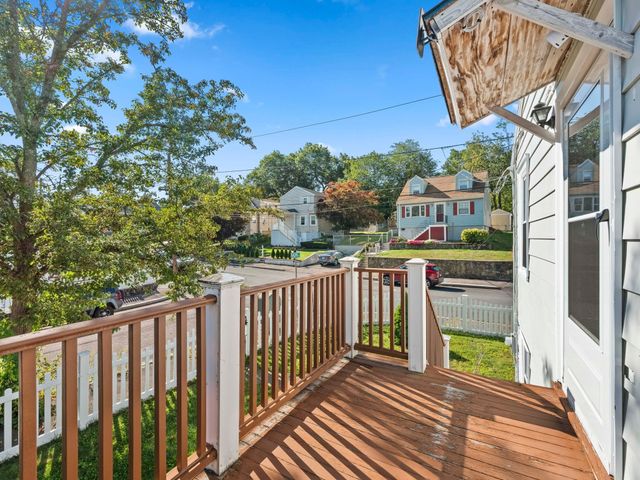 4 Ralph St, Medford, MA 02155