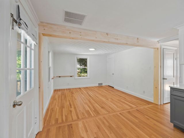 4 Ralph St, Medford, MA 02155