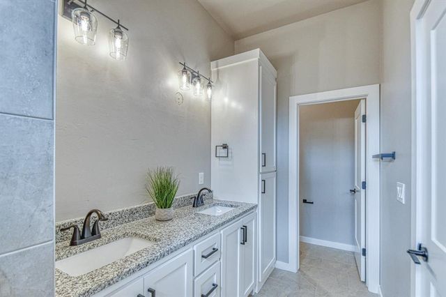 2332 Bretford Way, Norman, OK 73071