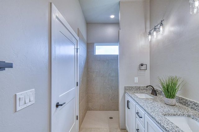 2332 Bretford Way, Norman, OK 73071