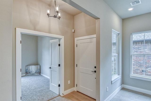 2332 Bretford Way, Norman, OK 73071