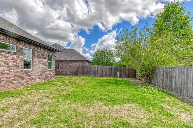 2332 Bretford Way, Norman, OK 73071