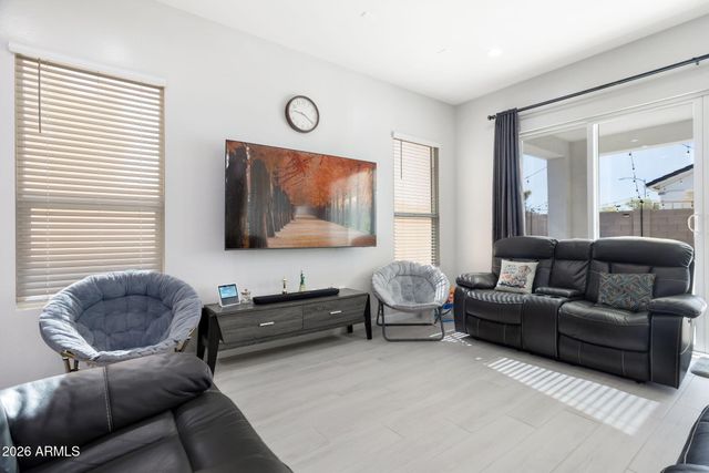 10305 W DEANNA Drive, Peoria, AZ 85382