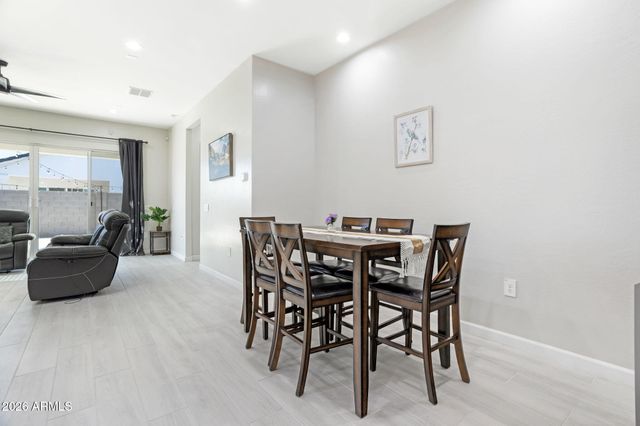 10305 W DEANNA Drive, Peoria, AZ 85382