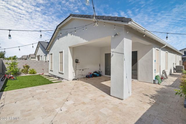 10305 W DEANNA Drive, Peoria, AZ 85382