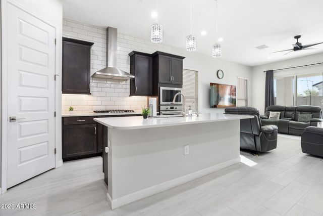 10305 W DEANNA Drive, Peoria, AZ 85382