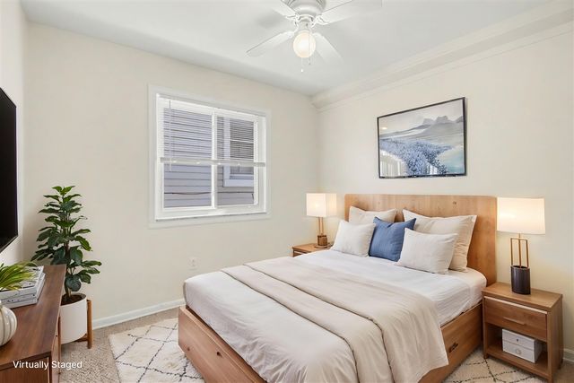 2189 Ridgemont Road, Grosse Pointe Woods, MI 48236
