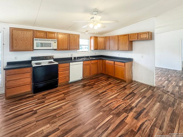 1318 Dunbar Dr, New Braunfels, TX 78130