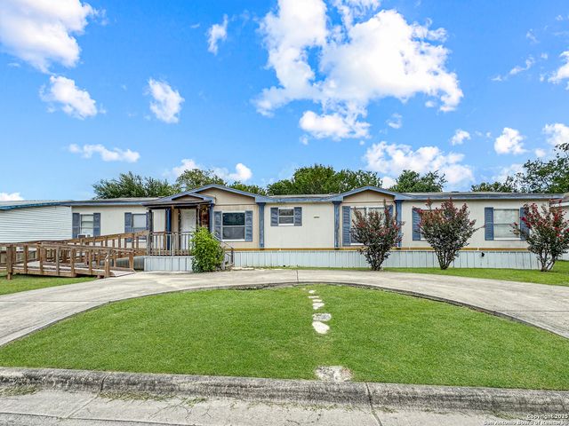 1318 Dunbar Dr, New Braunfels, TX 78130