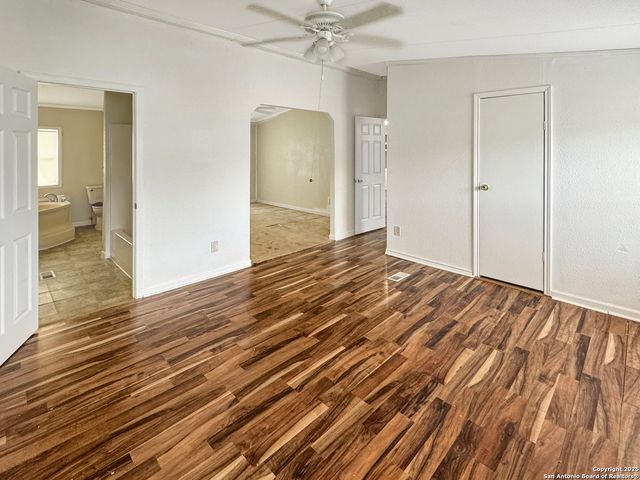 1318 Dunbar Dr, New Braunfels, TX 78130