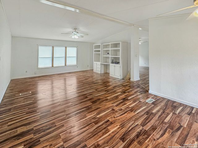 1318 Dunbar Dr, New Braunfels, TX 78130