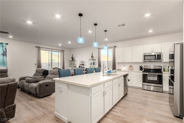 6020 East Drosetta Avenue, Pahrump, NV 89061