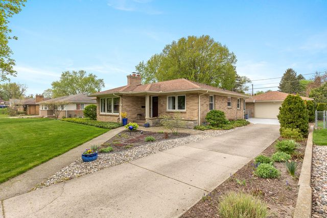 51 Westmont Drive, Grand Rapids, MI 49504