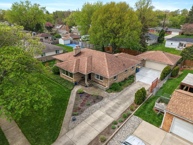 51 Westmont Drive, Grand Rapids, MI 49504