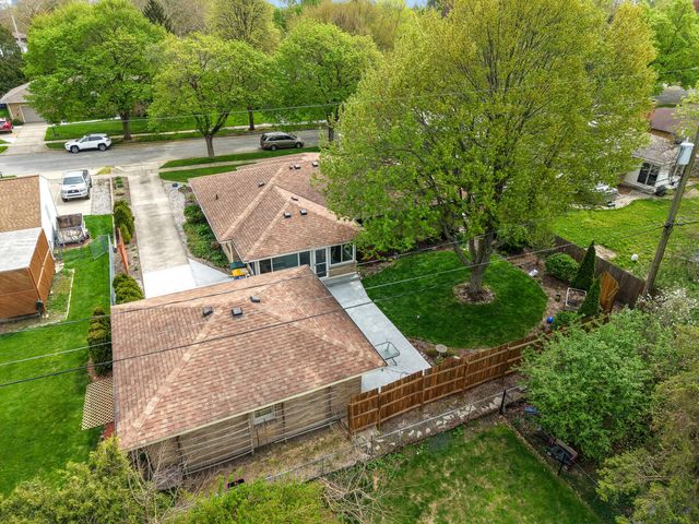 51 Westmont Drive, Grand Rapids, MI 49504