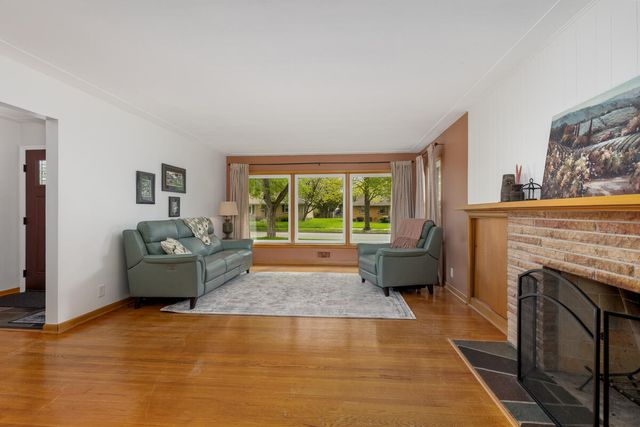 51 Westmont Drive, Grand Rapids, MI 49504