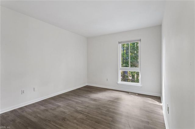 1010 N Green DR, Newport News, VA 23602