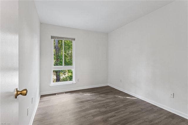 1010 N Green DR, Newport News, VA 23602