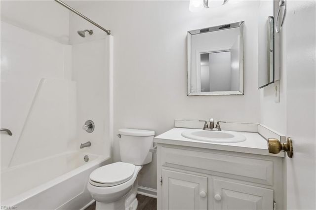 1010 N Green DR, Newport News, VA 23602