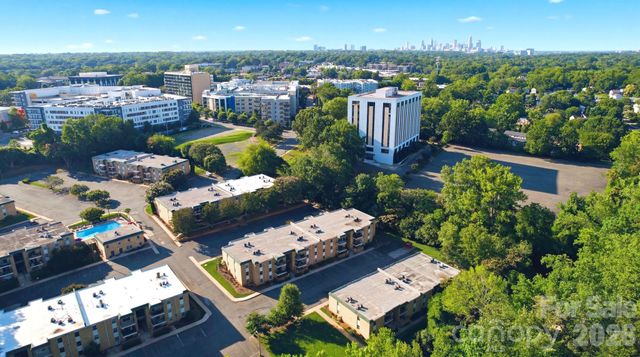 4739 Hedgemore Drive, Charlotte, NC 28209