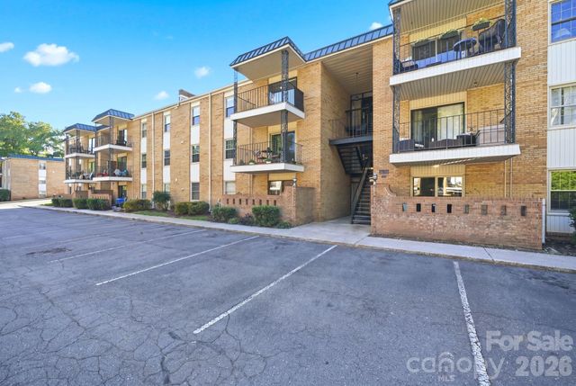 4739 Hedgemore Drive, Charlotte, NC 28209