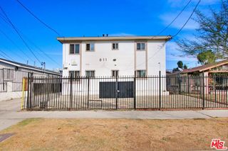 811 W 97th Street, Los Angeles, CA 90044