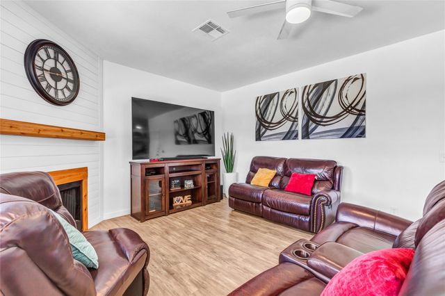 11511 Marshall ST, Manor, TX 78653