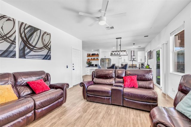 11511 Marshall ST, Manor, TX 78653