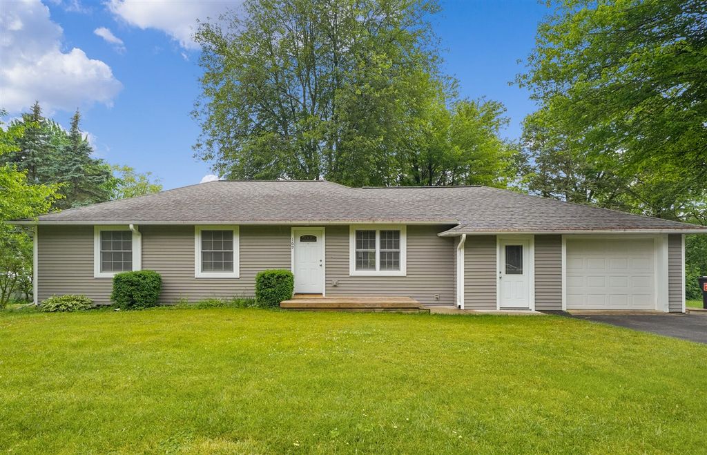 169 Ann Street, Cedar Springs, MI 49319
