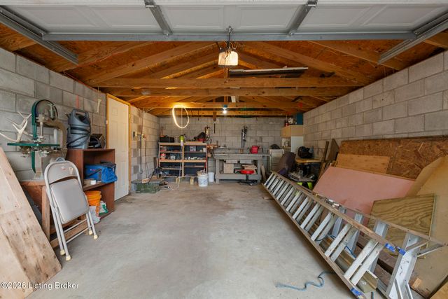 826 Mulberry St, Louisville, KY 40217