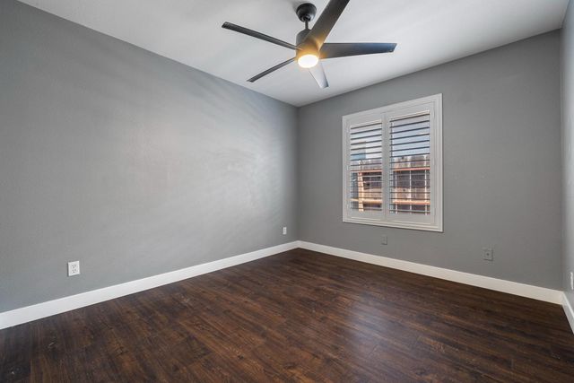 1904 St Peters St, Modesto, CA 95355